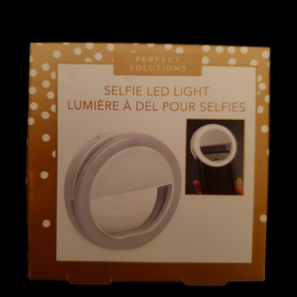 📣5 for $20!📣 Perfect Solutions Selfie LED Light NWT